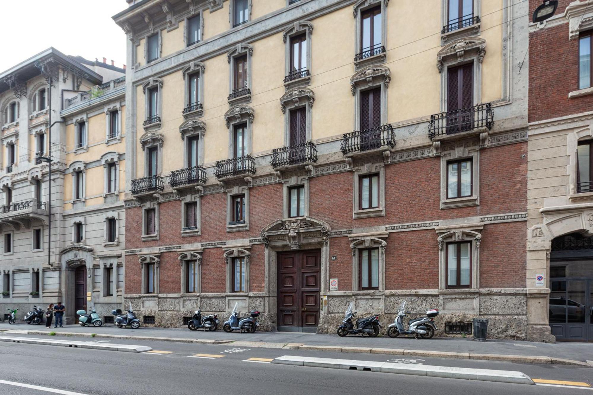 Brera Apartments In San Babila Milan Exterior photo